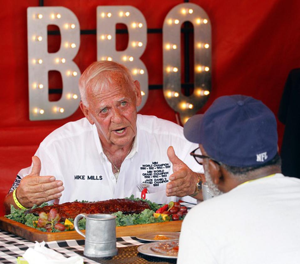 A Memphis In May Tribute To BBQ Legend Mike Mills